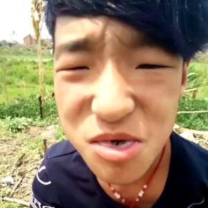 快手牌牌琦大号封多久:快手主播被封，剩下的网红该何去何从？