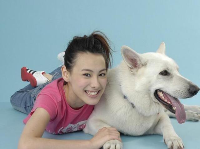 张艺谋是如何睡陈婷的:张艺谋到底有多少个孩子？
