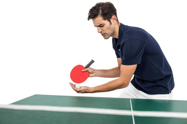 乒乓球怎样练习发球初学者要学习哪种发球方式