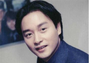阿兰达瓦卓玛抽烟照:哪些中国明星在日本很受欢迎