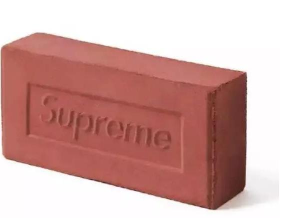 supreme正品一般多少钱，Supreme这个品牌为什么这么贵