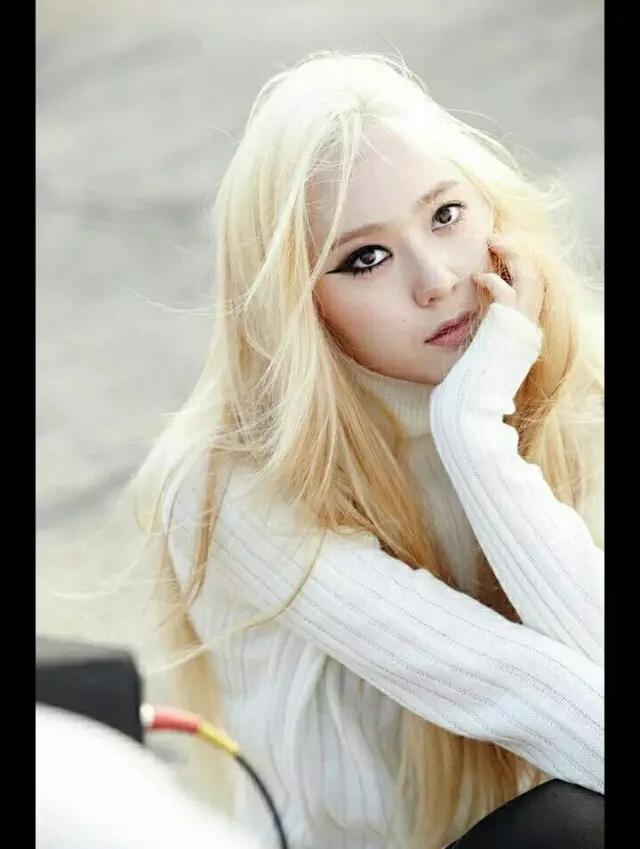 允儿掀tiffany裙子:韩国不同时代的代表性女子组合是哪些？