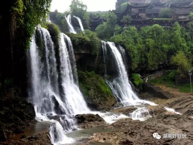 湘西芙蓉镇,湘西芙蓉镇是怎么被人知名的？