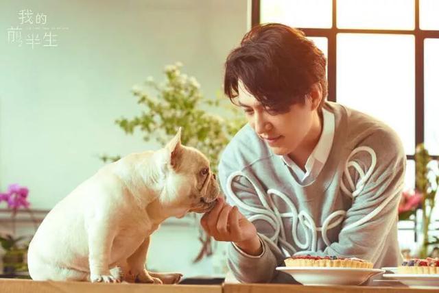 江珊和靳东亲密照片:你被靳东的哪些角色打动过？