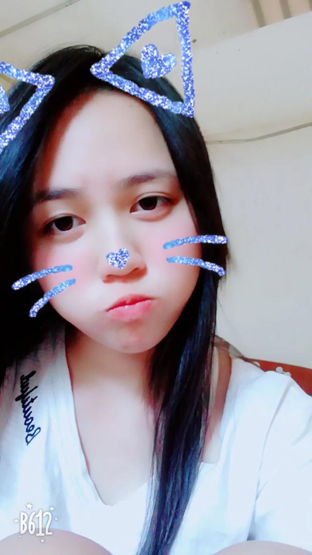 头条问答 - 脸大的女生留什么发型好看?(129个回答)