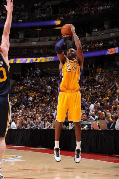 头条问答 - 如何才能练成科比的投篮姿势?(7个回答)