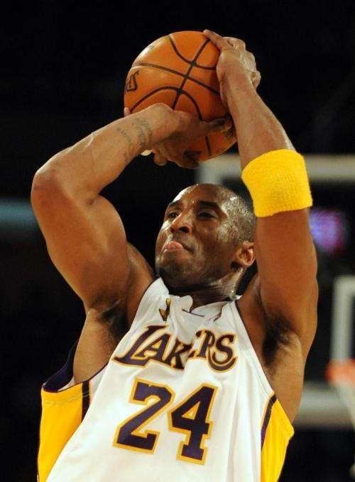 头条问答 - 如何才能练成科比的投篮姿势?(7个回答)