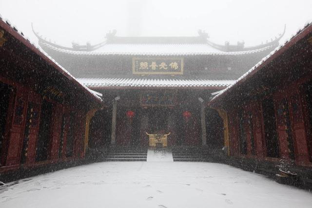 灵隐寺介绍:杭州现存最古老的寺院是哪座？