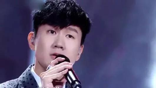 林俊杰怀秋:为什么田馥甄不喜欢林俊杰？