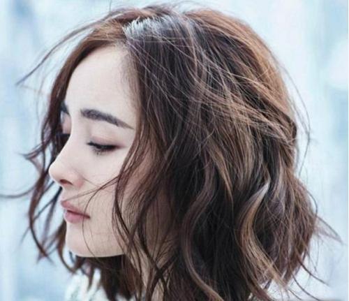 汤唯结婚:汤唯复出lob头美出新高度，什么脸型的女生适合剪lob头