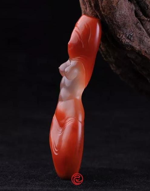 南红玛瑙多少钱一克,如今南红玛瑙价格是虚高还是“名至实归”？