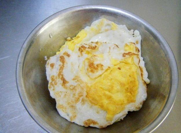 煎甜鸡蛋怎么做？