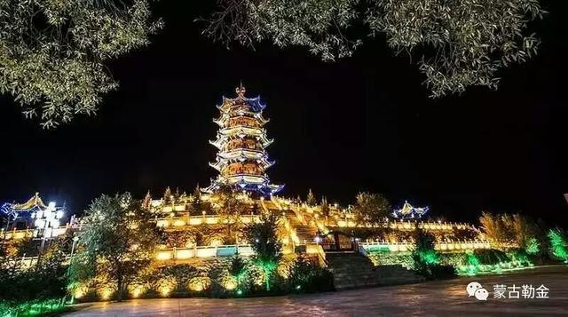 德令哈吧:青海的德令哈有什么风景名胜吗？