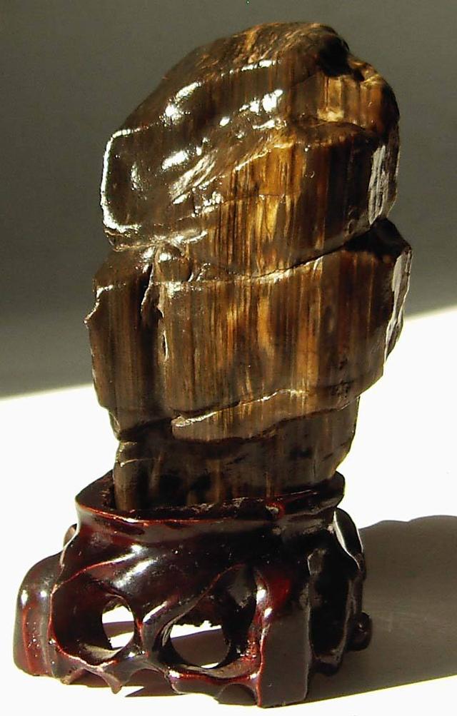 怎么鉴别一块石头是不是玉？插图124