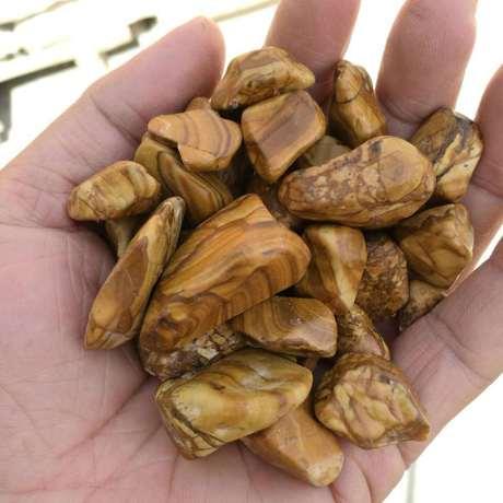 怎么鉴别一块石头是不是玉？插图125