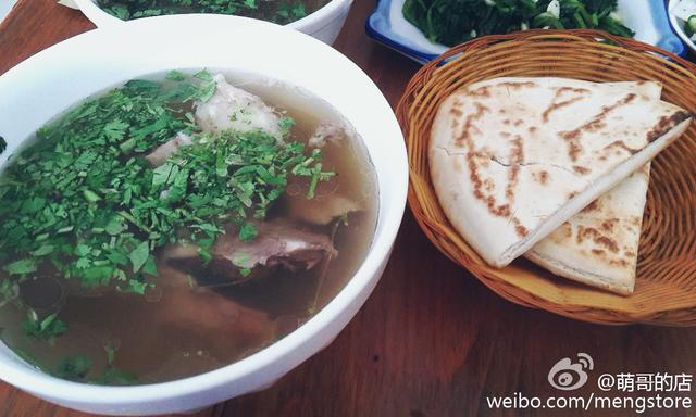 西安有哪些好吃的水盆羊肉，为什么陕西“渭南水盆羊肉”这么好吃？