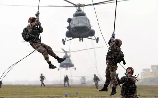 现在既然直升机能索降士兵,为什么还要发展空降伞兵？
