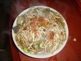 紫玉兰txt拉面要加香菜:在平顶山，有什么好吃推荐？
