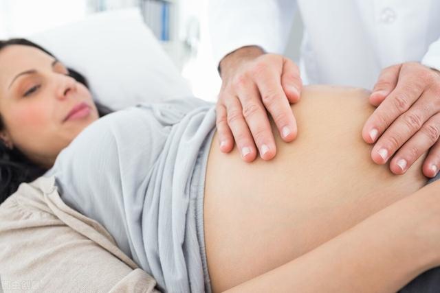 怀孕30周了，胎宝宝从来没有鼓过包，是不是没有发育好？有何解释？插图33