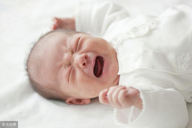 婴儿湿疹吃什么奶粉(适合湿疹宝宝的奶粉有哪些)