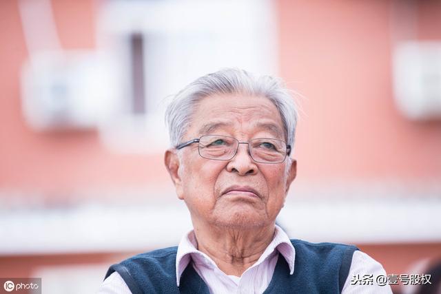 王石的儿子:绿地张某婷与王石的田朴珺谁赢谁输