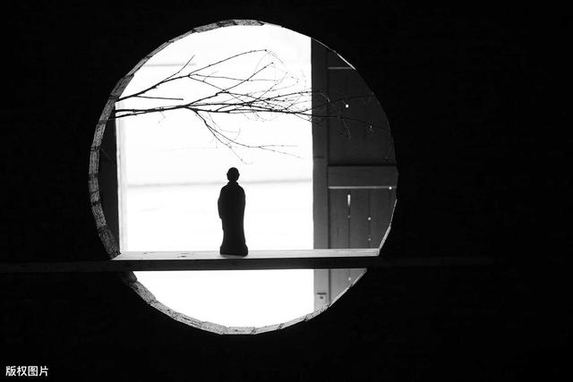 社交中,人与人的相处之道应为“求同存异,换位思考”,你怎么看？