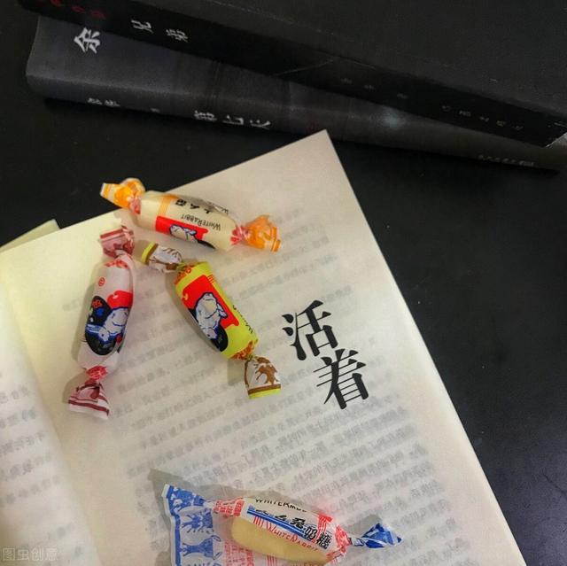 卢庚戌被打:余华的《活着》的悲剧成分是否过于刻意？