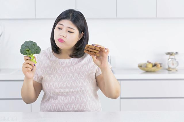 不运动只喝黑咖啡能减肥吗？为什么？