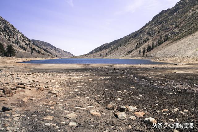 如何解决华北和新疆缺水的问题？