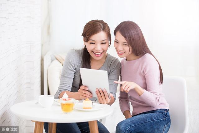 贾乃亮的新恋情是谁:认识一个男的，人傻钱少，如何交往？