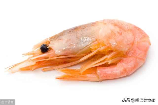 虾头到底能不能吃，为什么有些人吃虾去虾头，有些人不去虾头虾头到底能不能吃