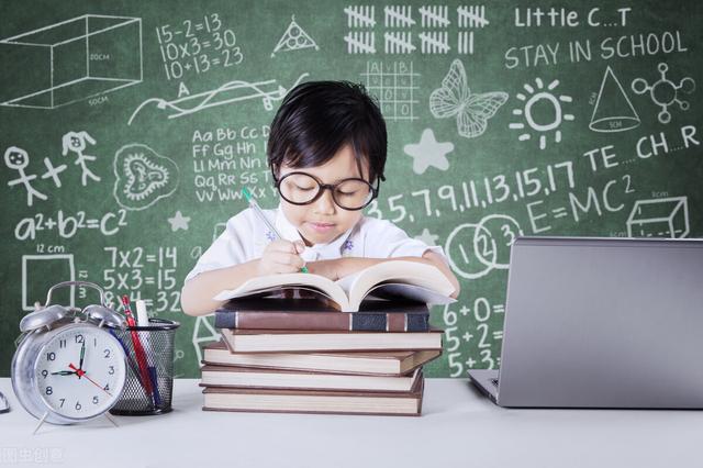 章泽天辟谣成绩差:为什么这么多人不喜欢章泽天？