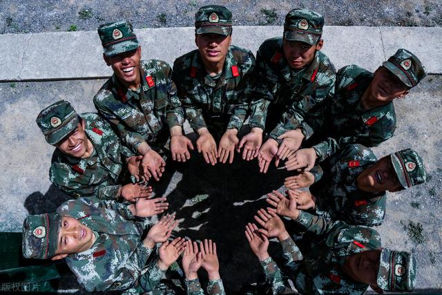 张一山女友曝光:反而张一山与宋妍霏恋情曝光却成了榜首，实在不该！你感觉呢？