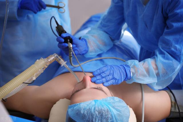 得莱姆病症状:鼻咽癌有哪些症状？做什么检查可以确诊？ 莱姆病的症状