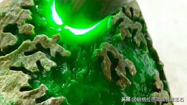 翡翠原石知识,翡翠毛料打灯怎么看种教学？