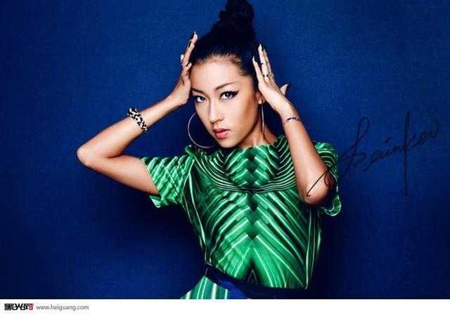 吴莫愁背景:为什么那英带的三个冠军，还不如没夺冠的吴莫愁吉克隽逸红？