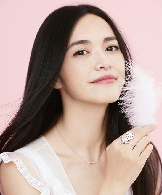 姚晨儿子:《都挺好》姚晨的倔强，难道就该是被“重男轻女”的理由吗