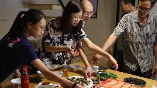 番茄台是什么台:湖南卫视为什么叫芒果台，起了一个水果的名字？
