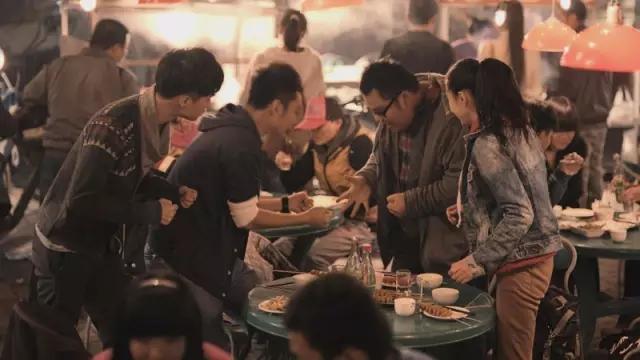 行酒令怎么玩(红楼梦行酒令怎么玩)