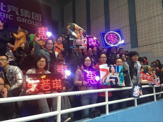 曾春蕾老公是谁:惠若琪和曾春蕾，谁更能代表中国女排的颜值水平？