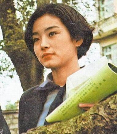 林青霞老公:林青霞失散36年的姐姐，曾经讨过饭，如今怎样了