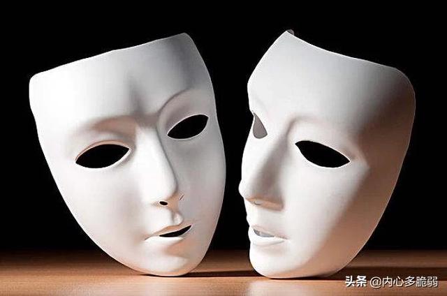 如何以《我是个没脸的人》为开头写一个故事？