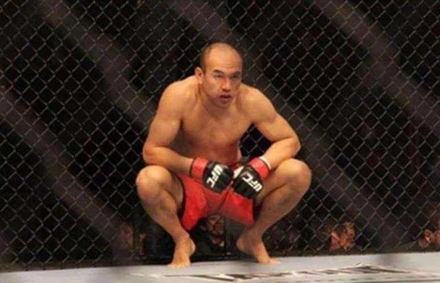 张铁泉:李景亮是不是UFC中国选手中最厉害的？有什么看法？