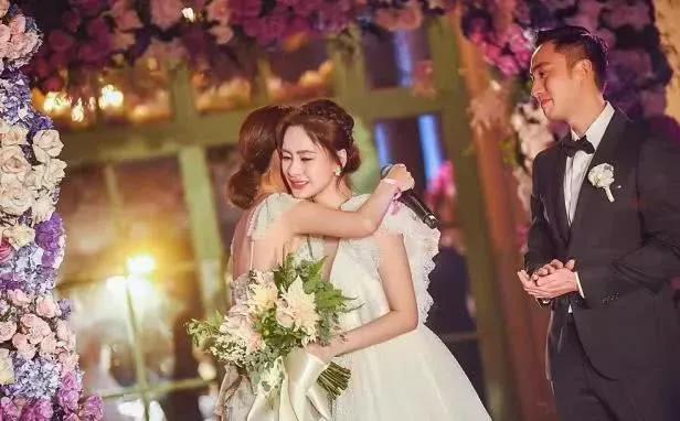 阿娇被曝已离婚:阿娇上热搜了，离婚了！咋办
