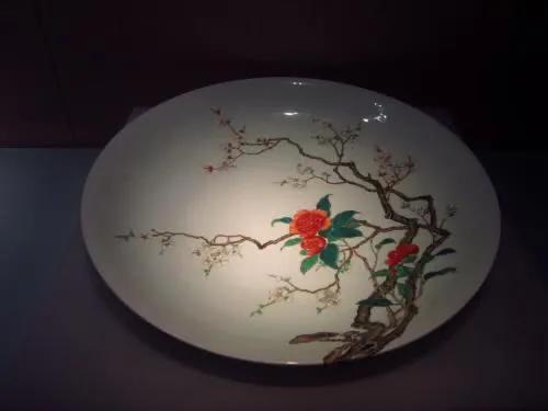 宋代官窖灵异事件:古代官窑瓷器只有宫廷能用，为何后来却常在民间被发现？