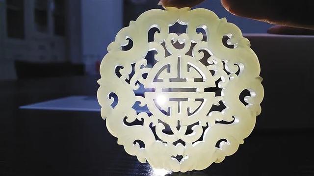 玉什么样的成色好,什么样的玉石才算好得籽料玉石？