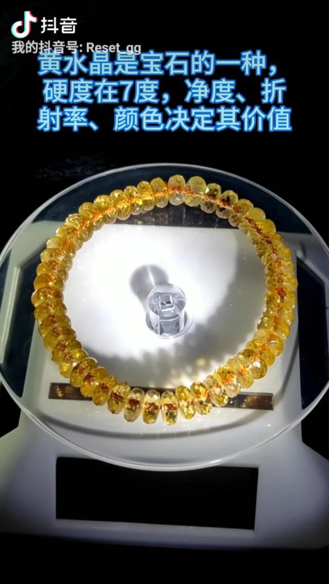 手镯滑落在手腕哪里合适,翠镯裂纹怎么从手上取下来？