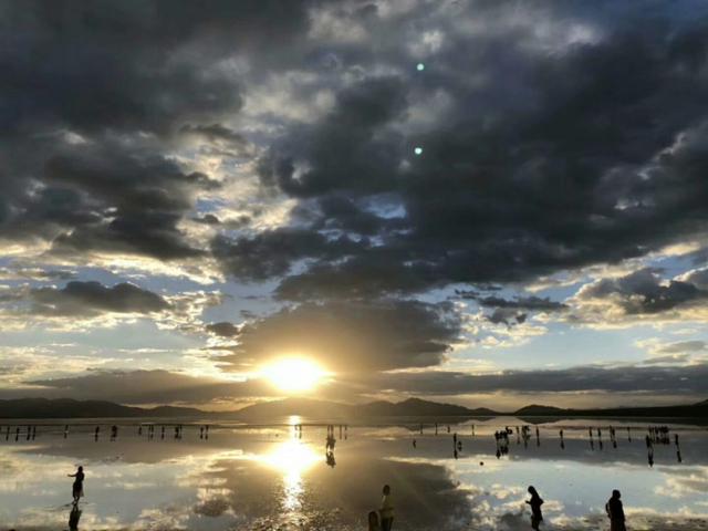 青海湖里惊现真龙:到了青海省最想去哪里旅游为什么