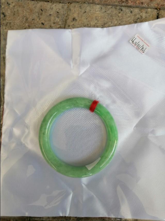 平安手镯的图片及价格,这个手镯市场价值有多少？