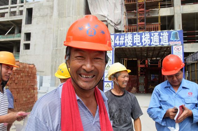 藁城怎么读:一个六十多岁的老人还要去打工这是为啥呢？